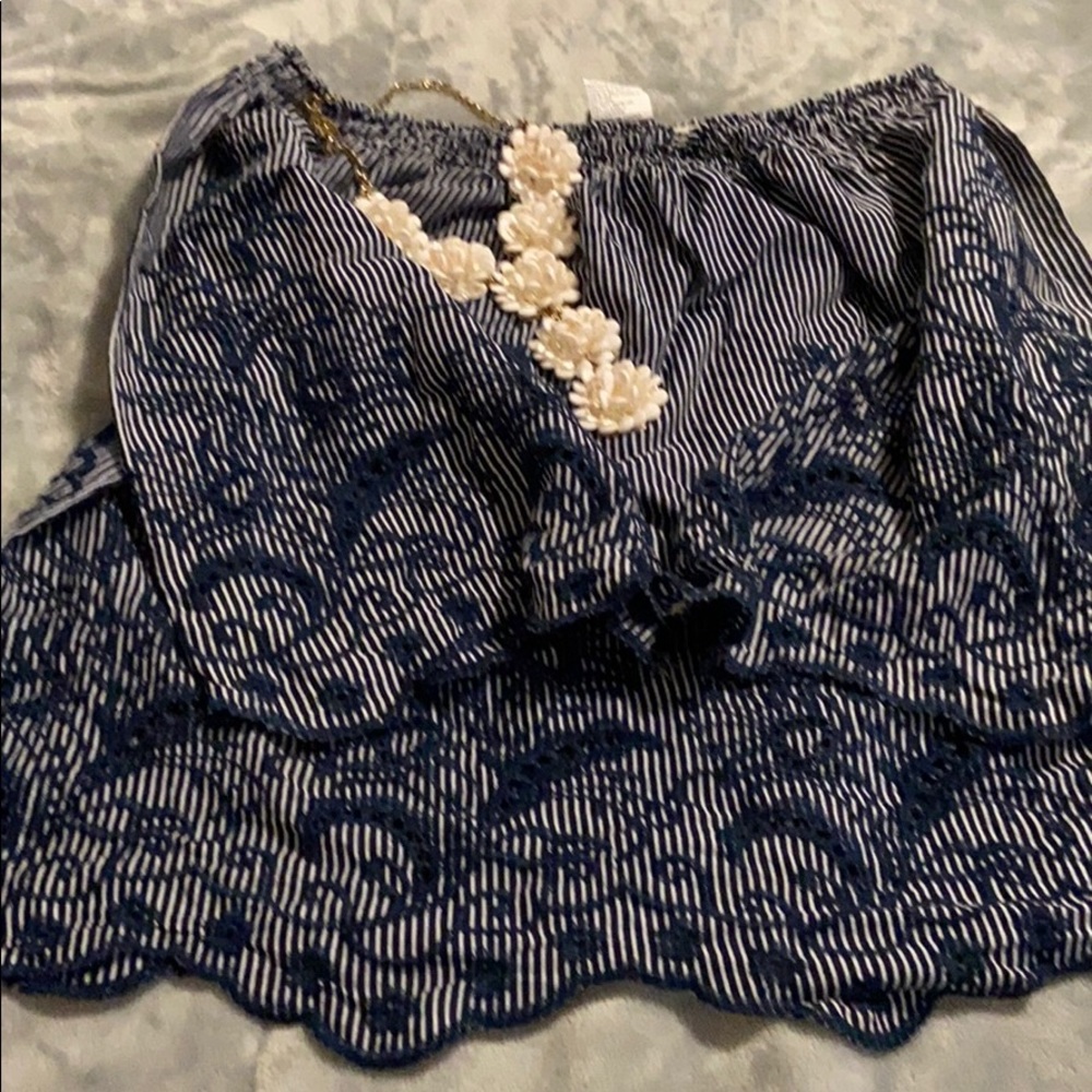 Cute shoulder blouse